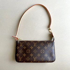 New Model Louis Vuitton Monogram Pochette Accessoires Small Shoulder Bag